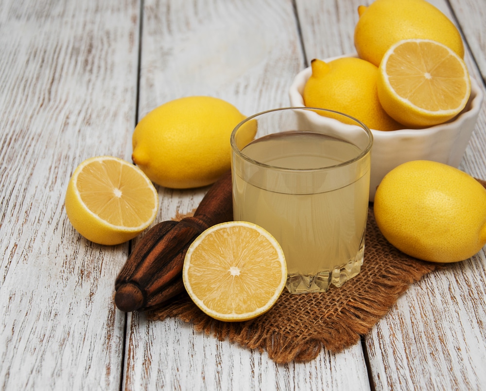 how to juice a lemon without a juicer